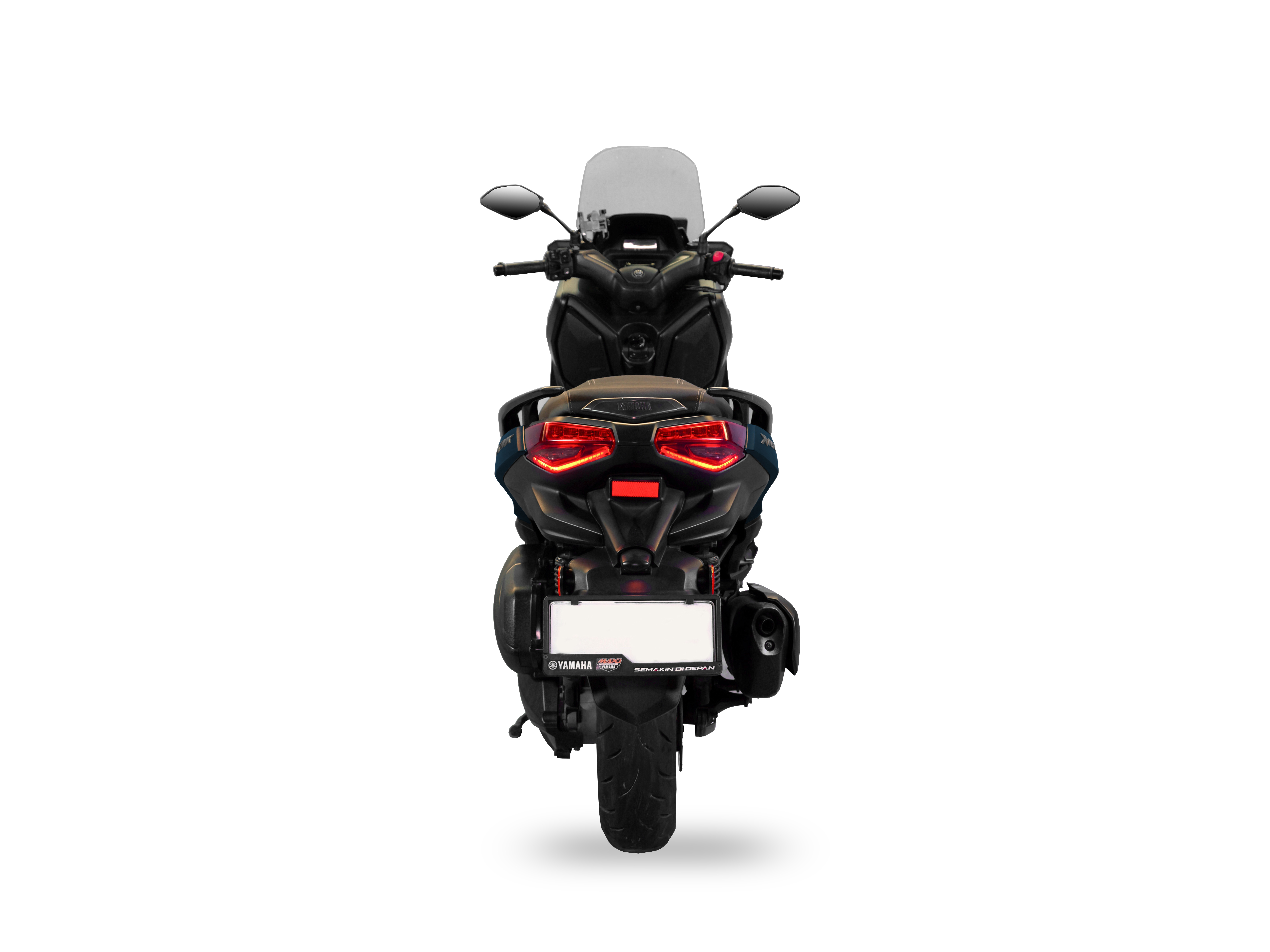 Rent a Yamaha XMax Connected - photo 2